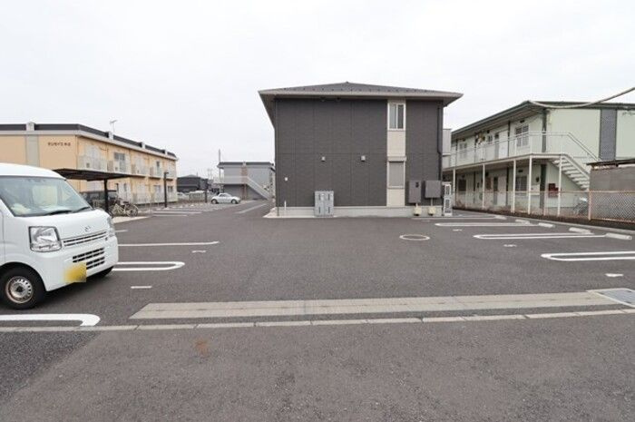 kalmia(カルミア)の駐車場