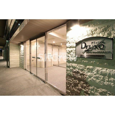 【エントランス】 | プレールドゥーク西新宿五丁目