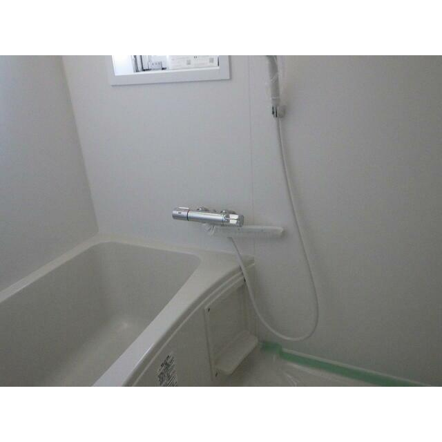 野知マンションBの浴室
