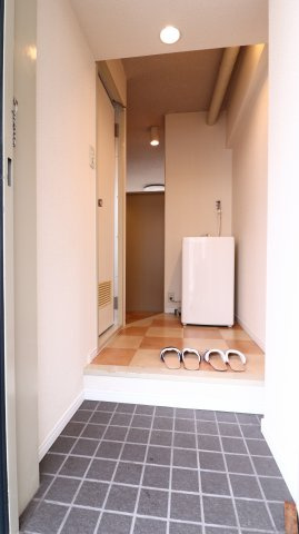 パンブロス5の玄関