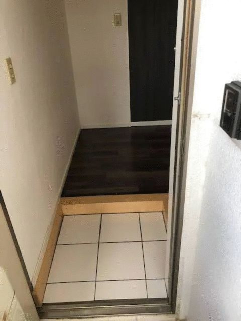 エイペックスの玄関