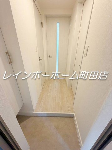 (仮称)ジーメゾン相模台ソレーネ※初期費用分割あと払いサービス利用可能物件の玄関|同シリーズ参考写真