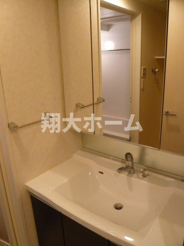 バージュアル新御徒町の洗面所