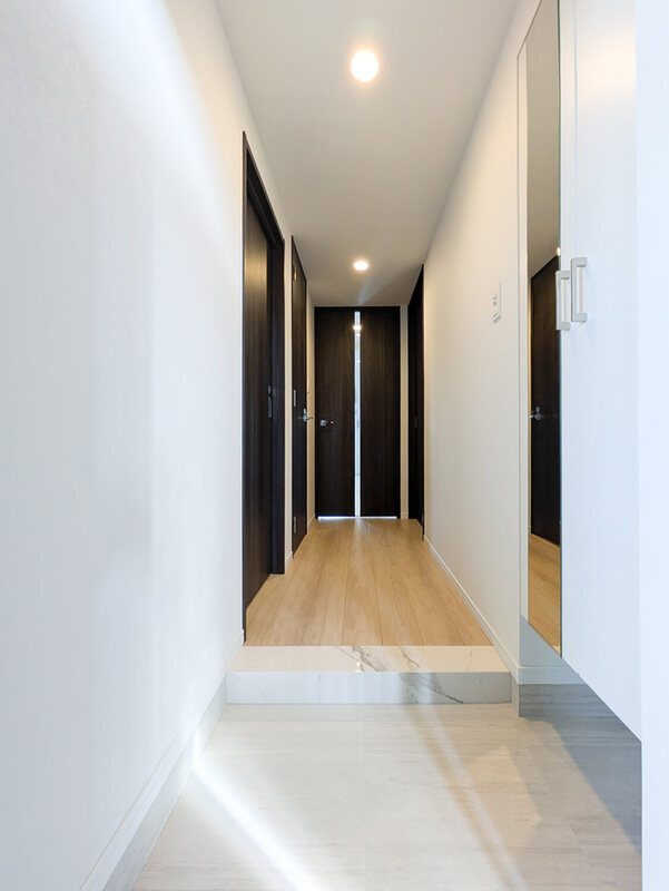 TK-RESIDENCE半道橋achieveの玄関