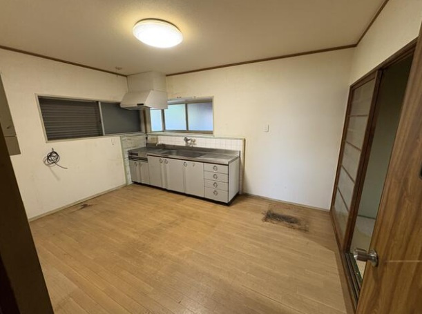 姫路市飾磨区妻鹿の中古一戸建のキッチン