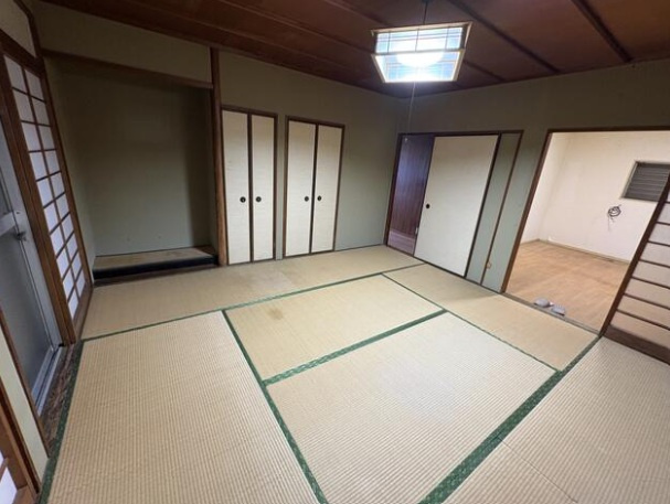姫路市飾磨区妻鹿の中古一戸建の和室