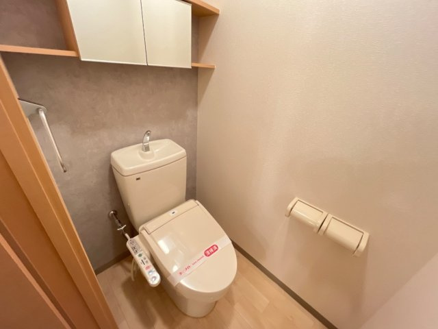 ビバーチェのトイレ|シャワー付トイレ