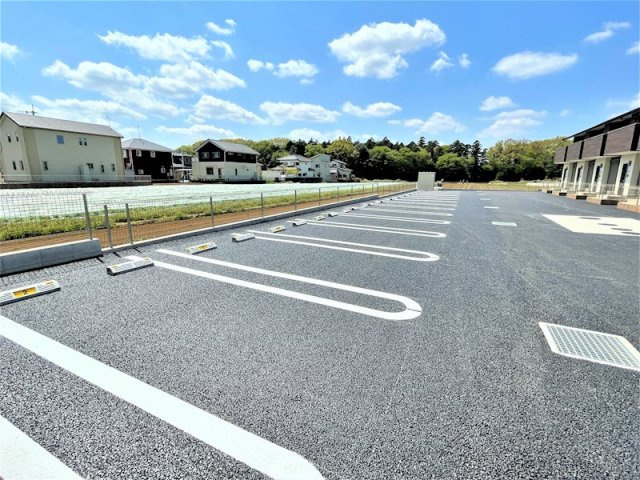 Dione（ディオーネ）の駐車場