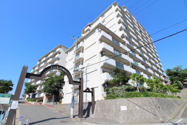 メゾンドール明石山ノ手台の外観