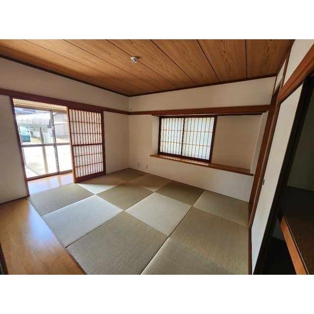 リブレス三ツ堀戸建の内装|おしゃれな内装です
