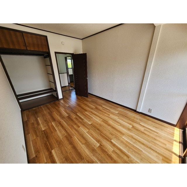リブレス三ツ堀戸建の内装|きれいな内装です