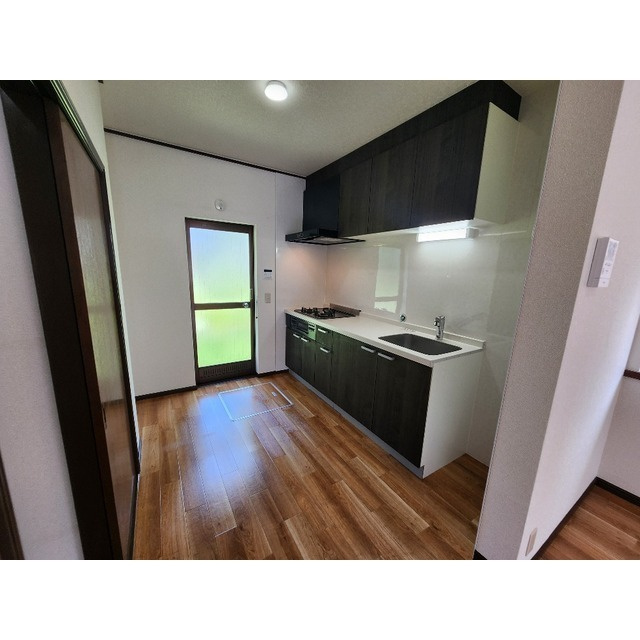 リブレス三ツ堀戸建のキッチン|キッチンでお料理をお楽しみください
