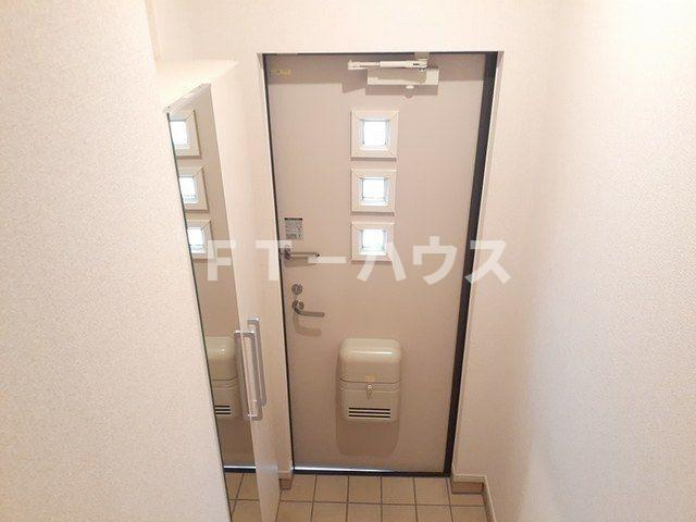 ウイングスカイⅡの玄関