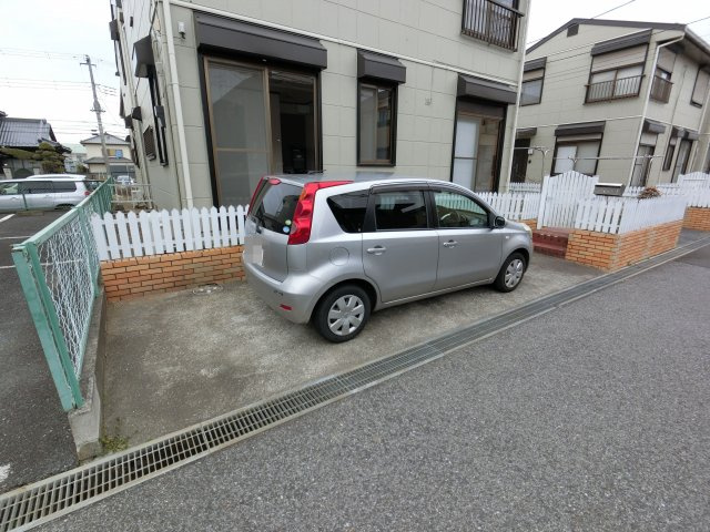 【駐車場】 | ウィスラービレッジ