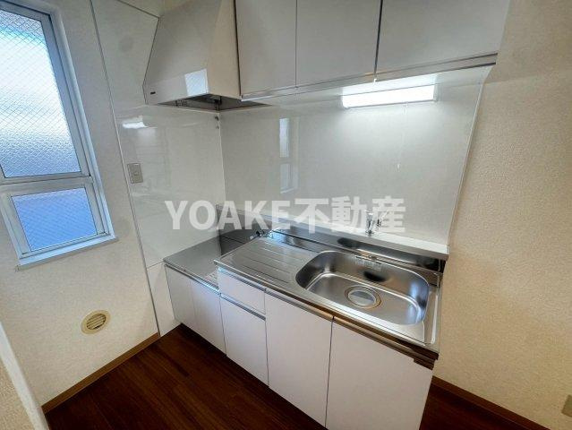 大和市中央２丁目のアパートのキッチン