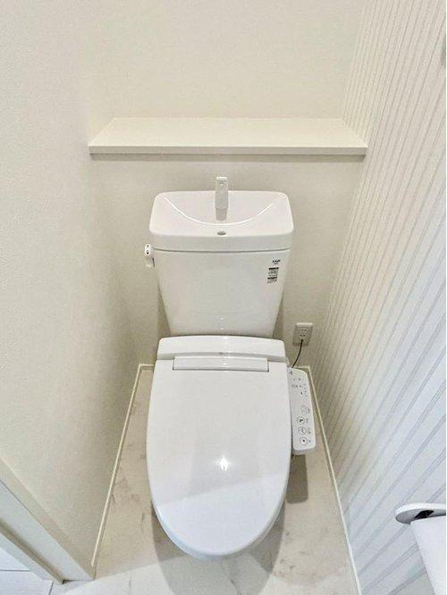 高知市百石町4丁目 ⑬ 新築戸建てのトイレ|＊こちらはトイレのイメージ画像です。