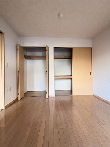 熊本市中央区薬園町の賃貸マンションの収納