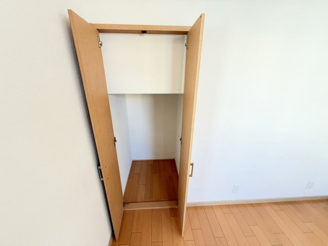 泉佐野市羽倉崎上町2丁目　中古戸建の収納