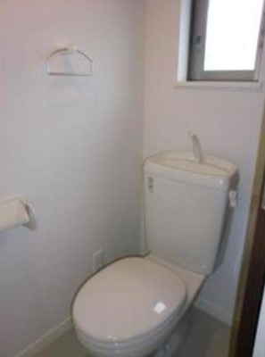 【トイレ】 | クラージュ・MORI | ゆったりとした空間のトイレです
別部屋参考写真です
