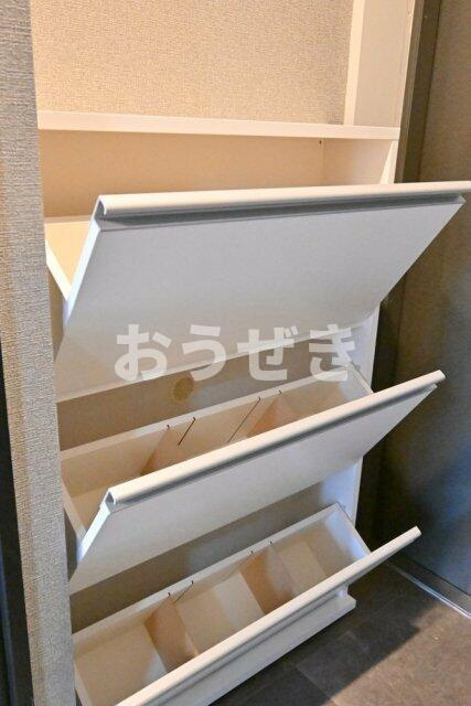 ダイヤモンドメゾン平井の収納|靴入