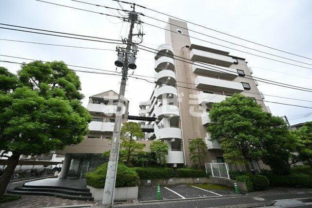 ダイヤモンドメゾン平井の外観