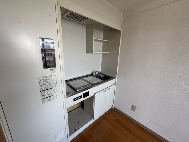 スクエアのキッチン