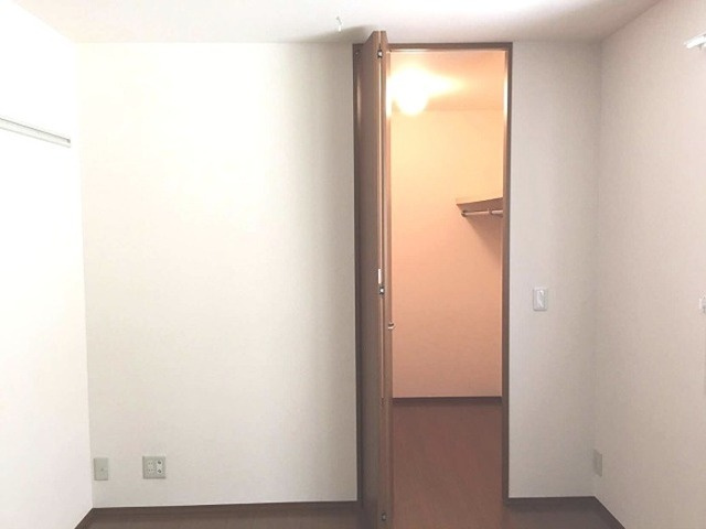 D-room与野公園　Aの収納|ウォークインクローゼット。