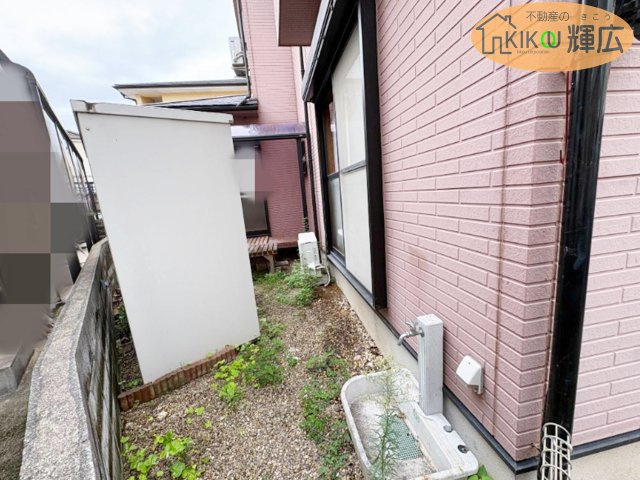 加古川市加古川町中津　中古戸建の庭