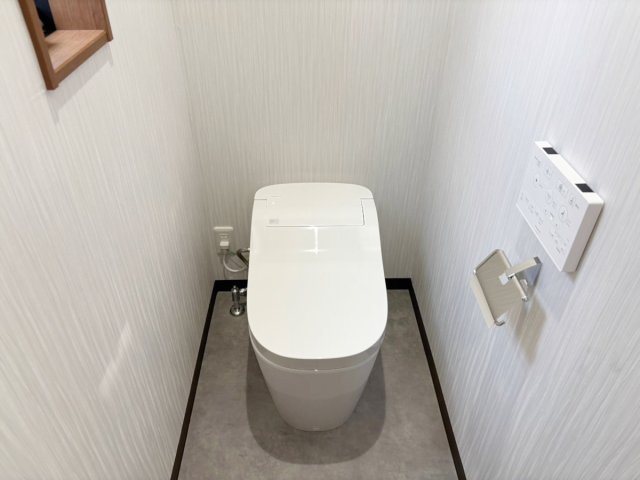 小曽根張4丁目 新築戸建のトイレ