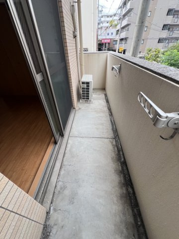 ing CASA甲南のバルコニー