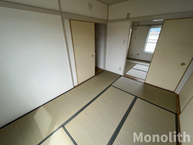 泉北茶山台２丁3番21号棟の和室