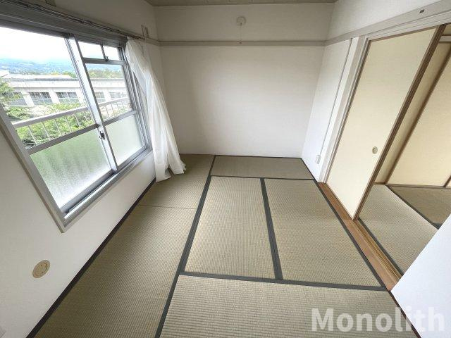 泉北茶山台２丁3番21号棟の和室