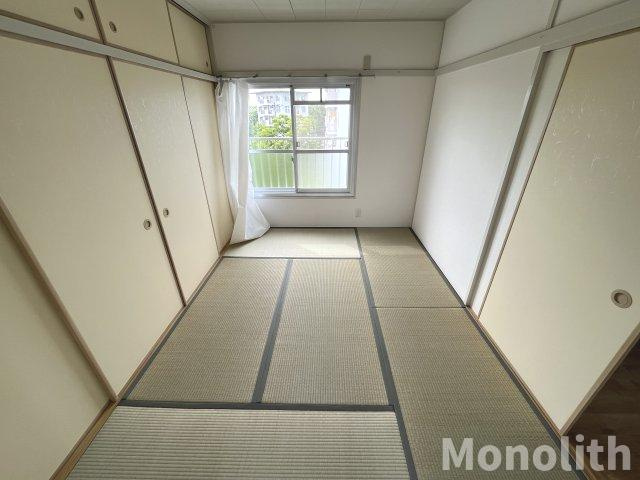 泉北茶山台２丁3番21号棟の和室