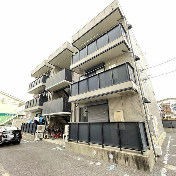 ＥＸＥＯ（エクシオ）の外観