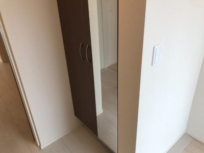 【玄関】 | カレラ大津 | 玄関
