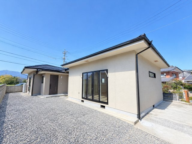 島内　中古住宅の外観