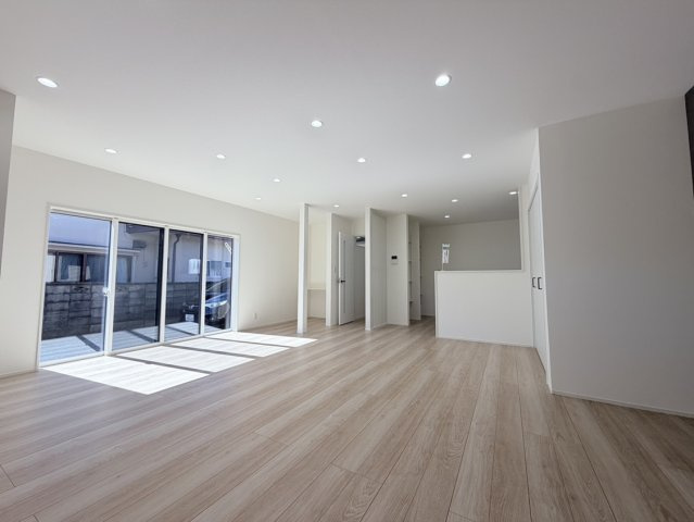 島内　中古住宅の居間・リビング