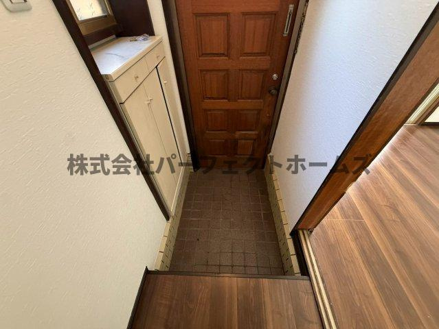 長尾家具町2丁目戸建　賃貸の玄関|シンプルで使いやすい玄関です