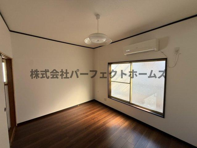 長尾家具町2丁目戸建　賃貸の洋室|ゆったりした洋室です