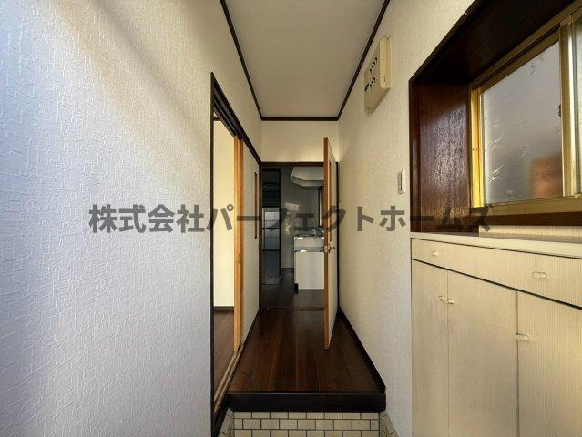 長尾家具町2丁目戸建　賃貸の玄関|シンプルで使いやすい玄関です