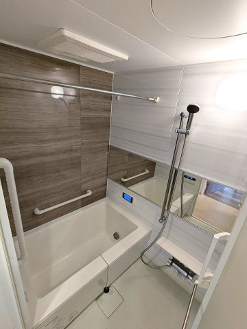 Urbanex秋葉原EASTⅡの浴室|浴室ＴＶ、追焚、浴室換気乾燥機付きです
