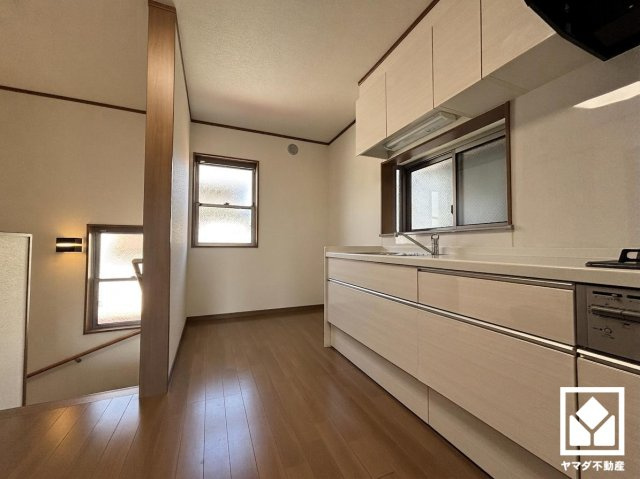 尼崎市上ノ島町3丁目のキッチン|実写真と間取り図からCG再現した「空室リフォームイメージ」のため、実際と異なります。