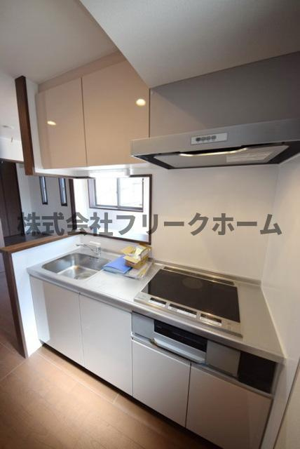 三鷹市井の頭１丁目のアパートのキッチン