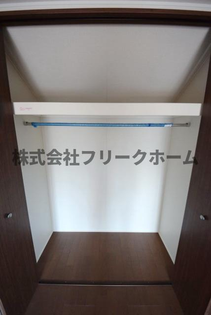 三鷹市井の頭１丁目のアパートの収納