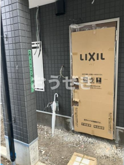 グランクオール綾瀬グレイスのエントランス