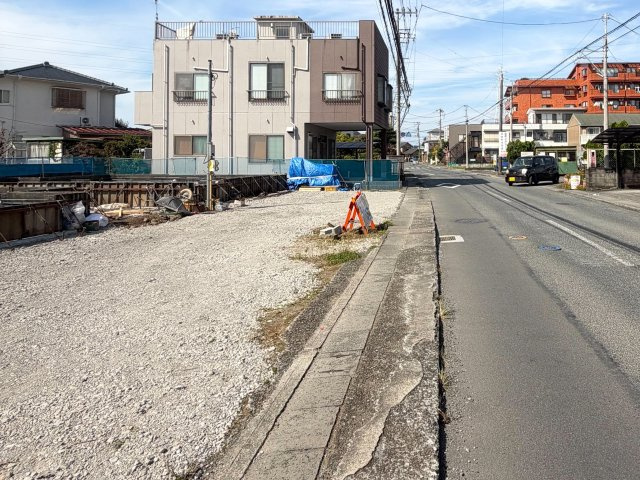 函南町仁田3期　～全3棟～　1号棟の前面道路含む現地写真