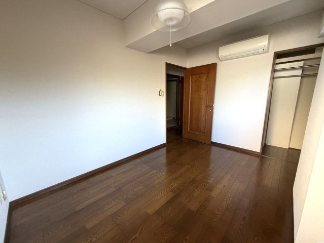 海を望むマンション　センティール伊豆高原の洋室