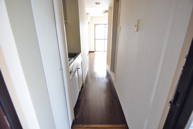 ＴＯビル６７の玄関|部屋から見た玄関です