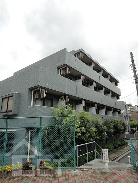 スカイコート高田馬場の外観