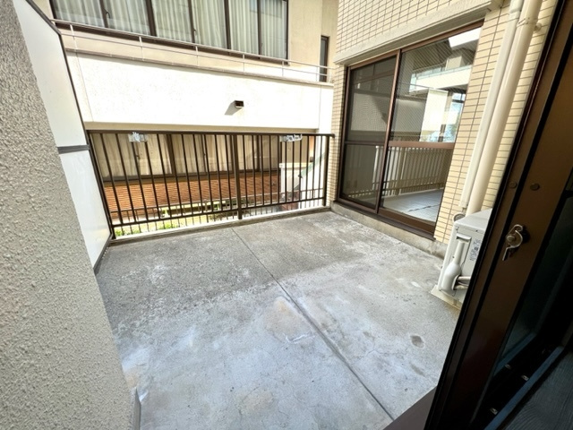 グランデュール後楽園のバルコニー